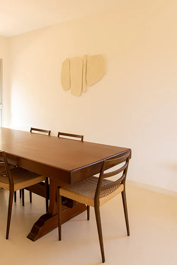 Table de repas en bois massif