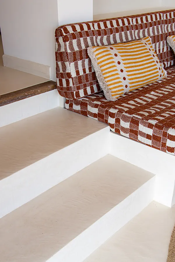 Marches basses et banquette